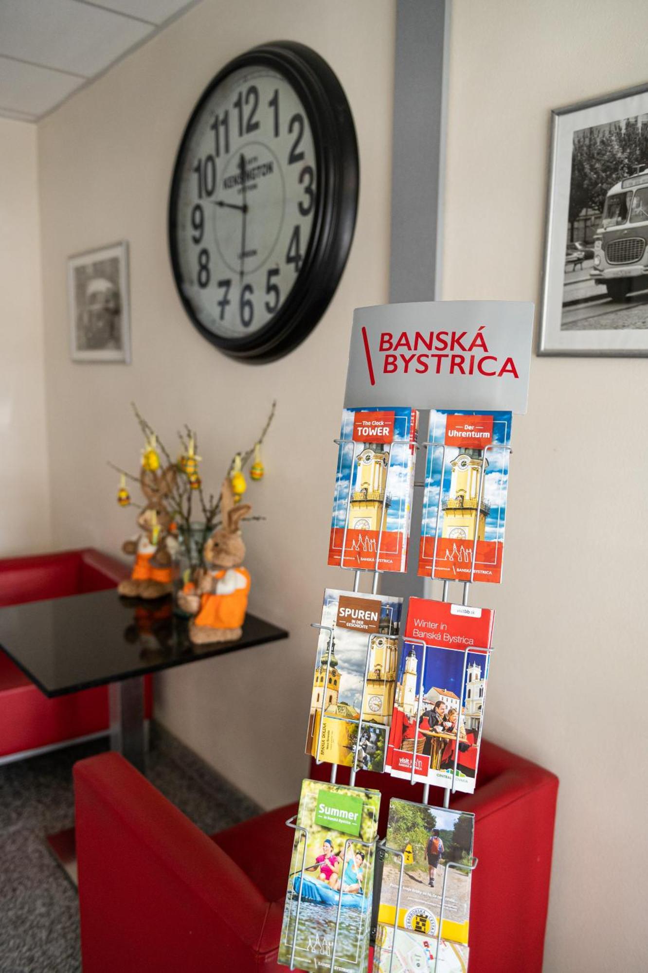 באנסקה ביסטריצה City Hotel B&B, Reception 24 7, 800M Od-From R1, Free Parking מראה חיצוני תמונה
