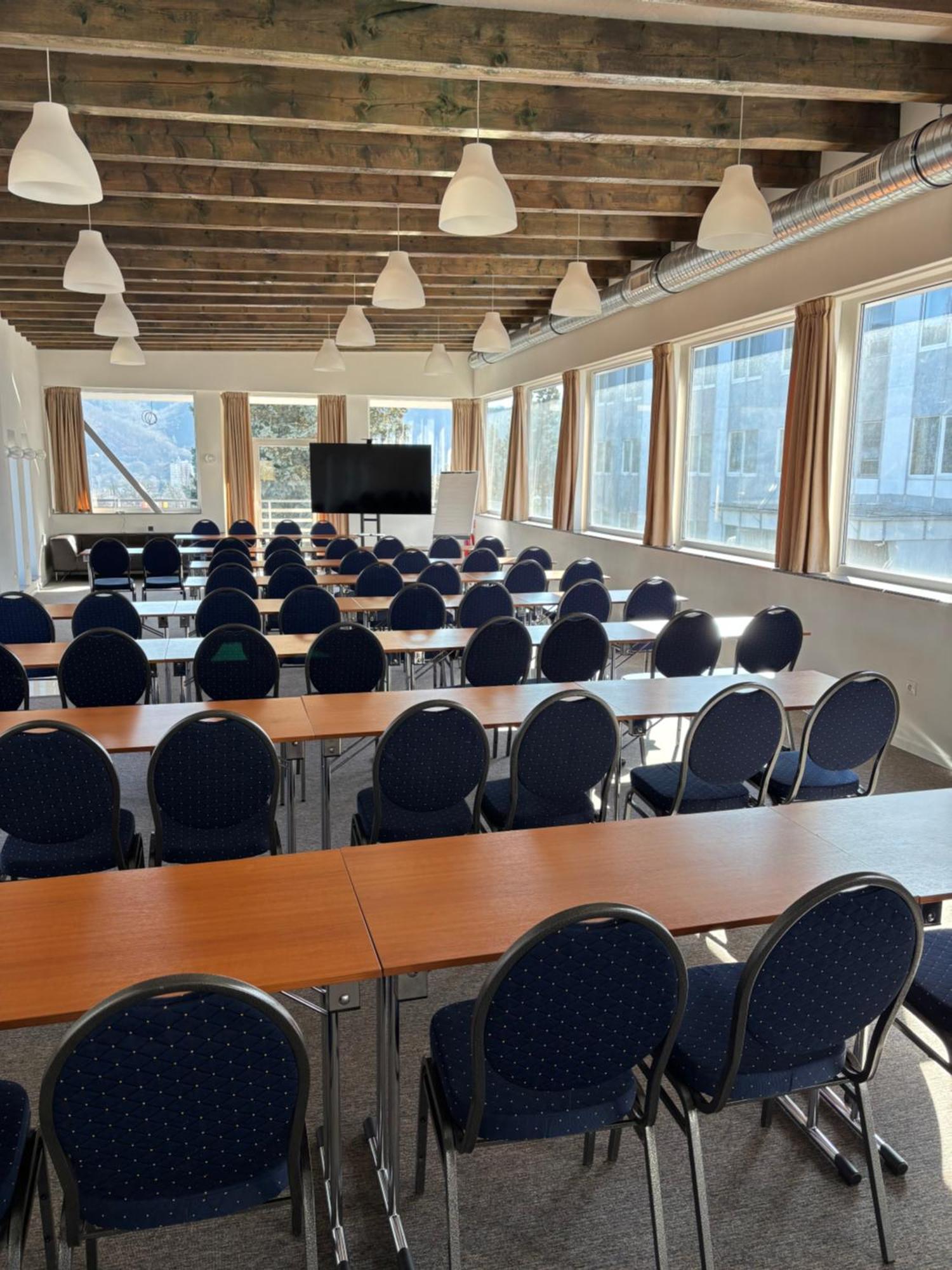 באנסקה ביסטריצה City Hotel B&B, Reception 24 7, 800M Od-From R1, Free Parking מראה חיצוני תמונה